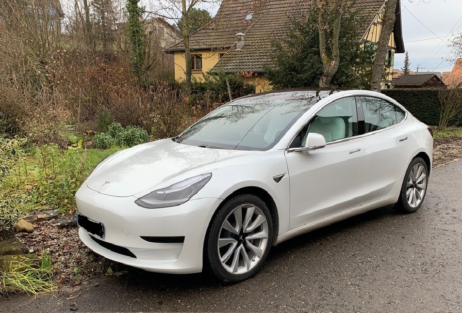 vous avez le projet d'acquerir une tesla occasion sur le bon coin vers Lyon? Conseil auto des monts d'or est là pour vous évitez les tracas lié à l'achat de voiture entre particulier. Notre spécialité, la recherche et la vérification de voiture d'occasion sur Lyon et ses alentours.