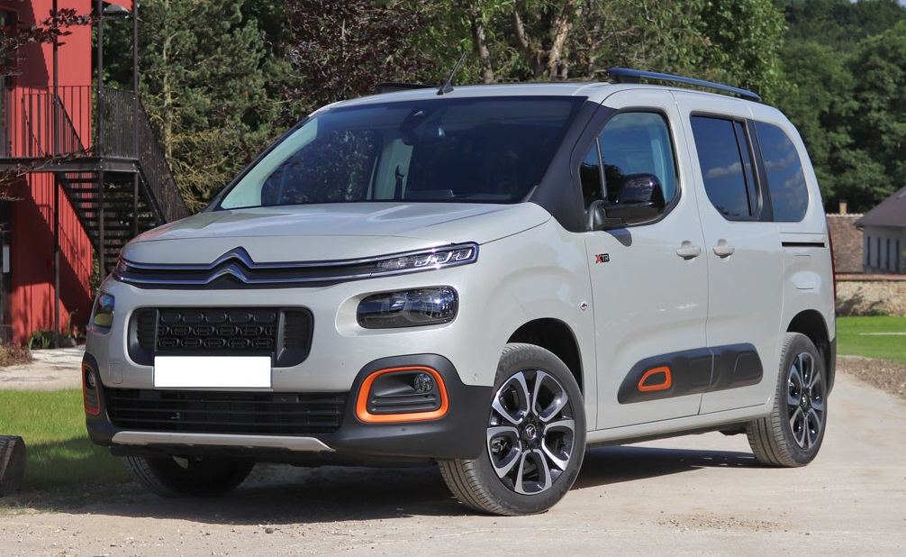 Vous avez le projet d'acquerir un citroen berlingo d'occasion sur leboncoin vers Lyon? Conseil auto des monts d'or est là pour vous éviter les tracas lié à l'achat de voiture entre particulier. Notre spécialité, la recherche et la vérification de voiture d'occasion sur Lyon et ses alentours.